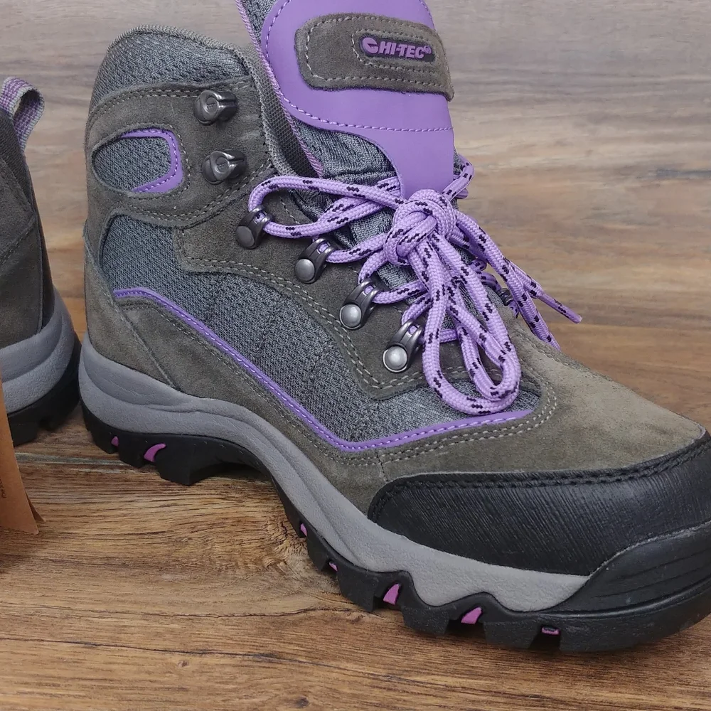 NWT Hi-Tec Skamania Waterproof Boots - Picture 6 of 10